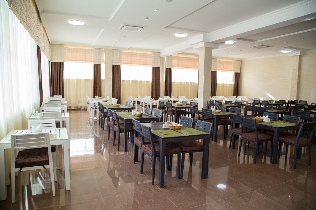 Delfin Hotel Koblevo Exterior photo